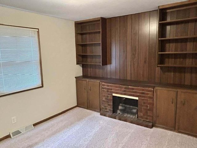 826 Se Andover Court Se 5, City Of Kentwood, MI 49508