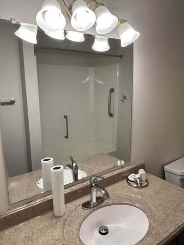 826 Se Andover Court Se 5, City Of Kentwood, MI 49508