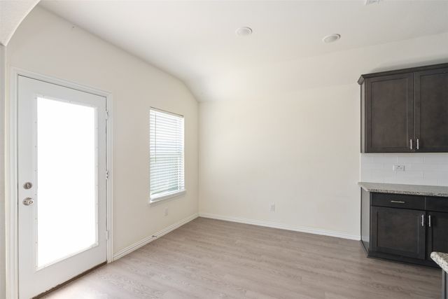117 Willowbend Loop, Mabank, TX 75147