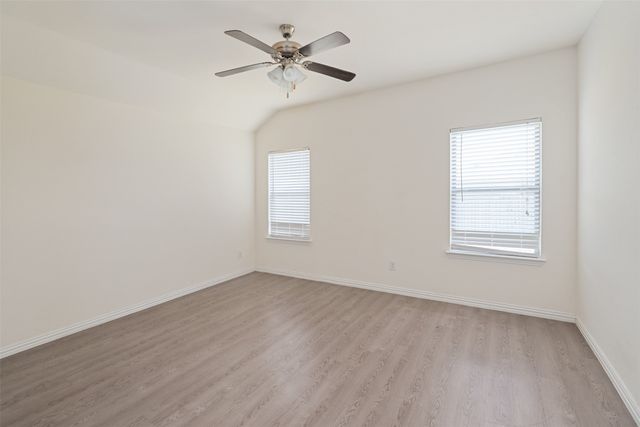 117 Willowbend Loop, Mabank, TX 75147
