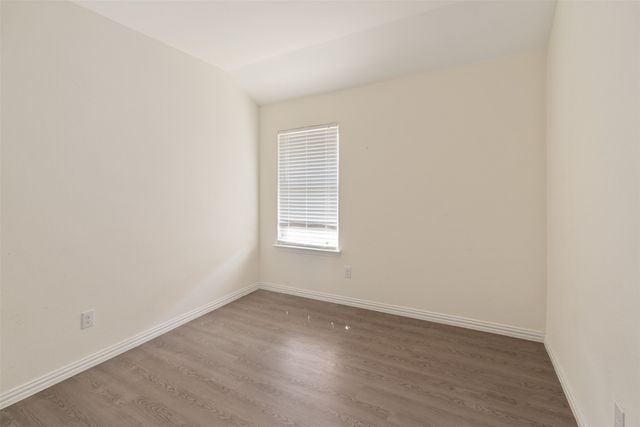 117 Willowbend Loop, Mabank, TX 75147
