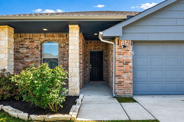 117 Willowbend Loop, Mabank, TX 75147
