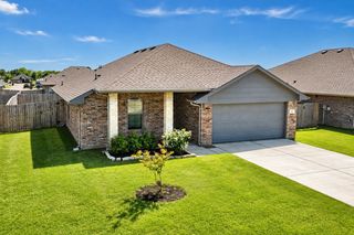 117 Willowbend Loop, Mabank, TX 75147