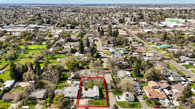 8325 Holly Dr, Citrus Heights, CA 95610