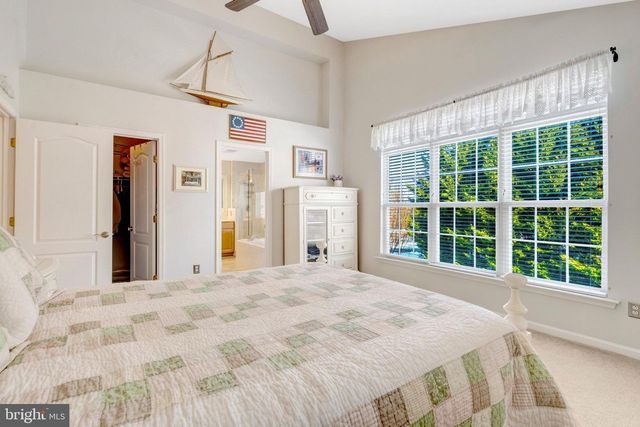 14808 CYPRESS PARK LN, Haymarket, VA 20169