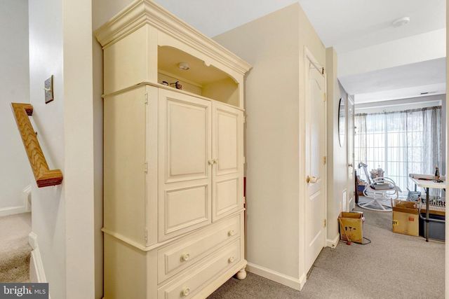 14808 CYPRESS PARK LN, Haymarket, VA 20169