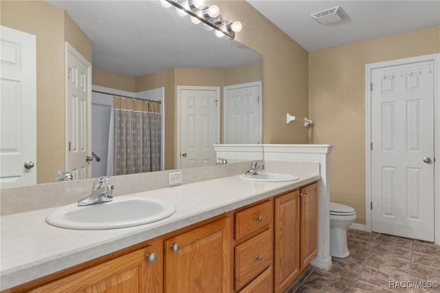 10 Daisy Street, Homosassa, FL 34446