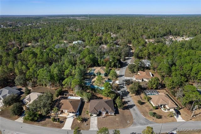 10 Daisy Street, Homosassa, FL 34446