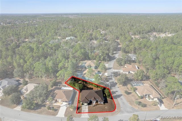 10 Daisy Street, Homosassa, FL 34446