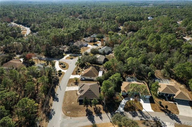 10 Daisy Street, Homosassa, FL 34446