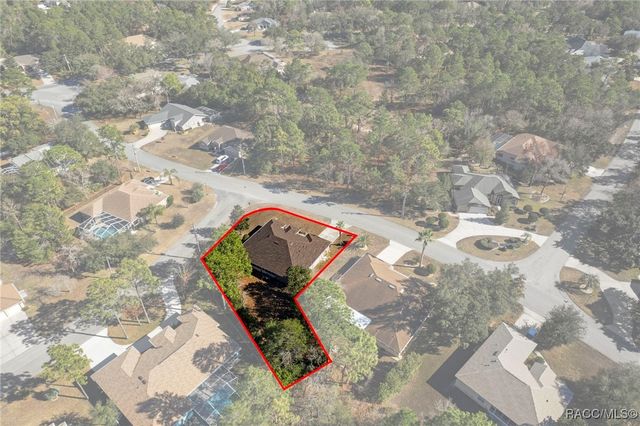 10 Daisy Street, Homosassa, FL 34446