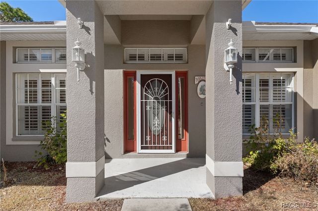 10 Daisy Street, Homosassa, FL 34446