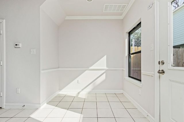 1021 Grenshaw Street B, Houston, TX 77088