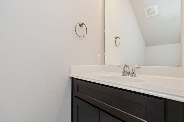 1021 Grenshaw Street B, Houston, TX 77088