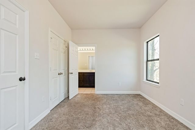 1021 Grenshaw Street B, Houston, TX 77088