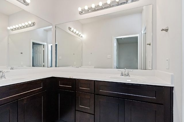 1021 Grenshaw Street B, Houston, TX 77088