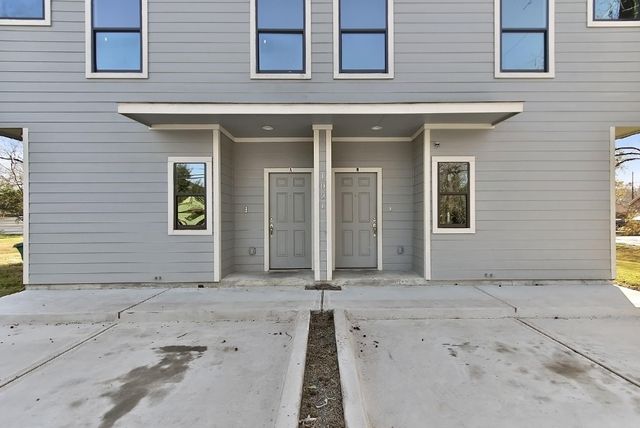 1021 Grenshaw Street B, Houston, TX 77088
