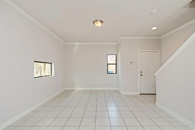 1021 Grenshaw Street B, Houston, TX 77088