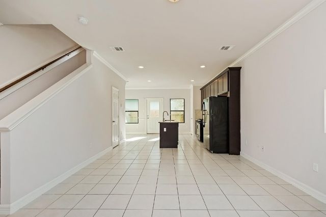 1021 Grenshaw Street B, Houston, TX 77088