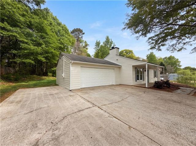 1514 Willow Gate Way, Auburn, GA 30011