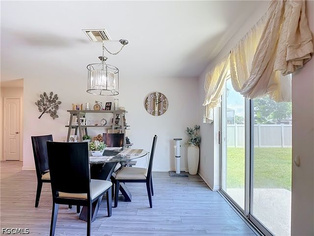 2320 NW 26th TER, Cape Coral, FL 33993