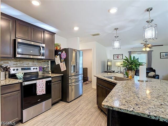 2320 NW 26th TER, Cape Coral, FL 33993