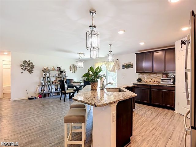 2320 NW 26th TER, Cape Coral, FL 33993