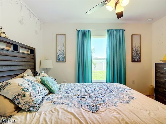 2320 NW 26th TER, Cape Coral, FL 33993