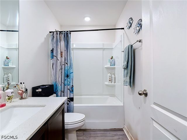 2320 NW 26th TER, Cape Coral, FL 33993