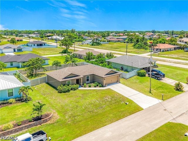 2320 NW 26th TER, Cape Coral, FL 33993