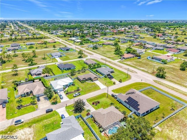 2320 NW 26th TER, Cape Coral, FL 33993