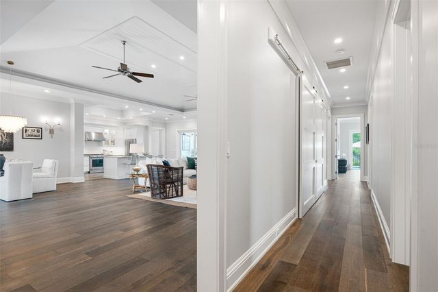 5569 CAPE LEYTE DRIVE, Sarasota, FL 34242