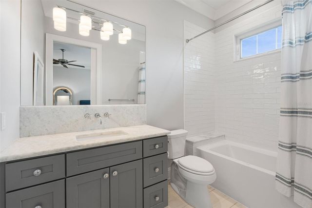 5569 CAPE LEYTE DRIVE, Sarasota, FL 34242