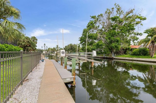 5569 CAPE LEYTE DRIVE, Sarasota, FL 34242