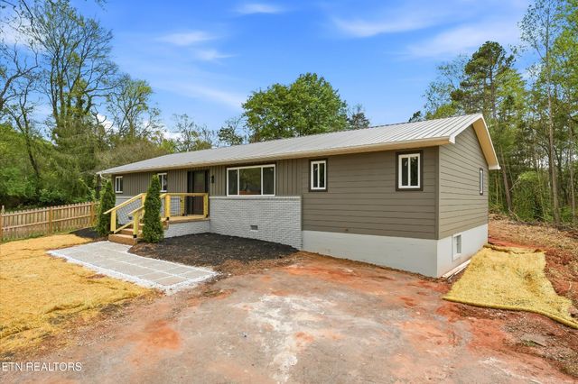 1717 Polkwright Lane, Knoxville, TN 37919