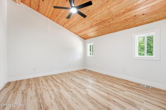 1717 Polkwright Lane, Knoxville, TN 37919