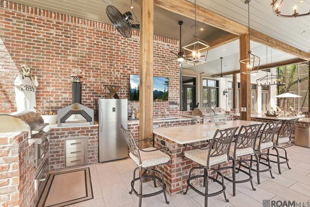 21647 Waterfront East Dr, Maurepas, LA 70449