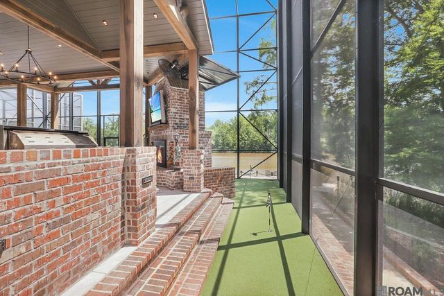 21647 Waterfront East Dr, Maurepas, LA 70449