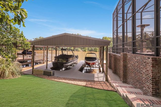 21647 Waterfront East Dr, Maurepas, LA 70449