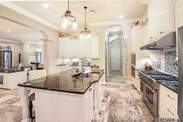 21647 Waterfront East Dr, Maurepas, LA 70449