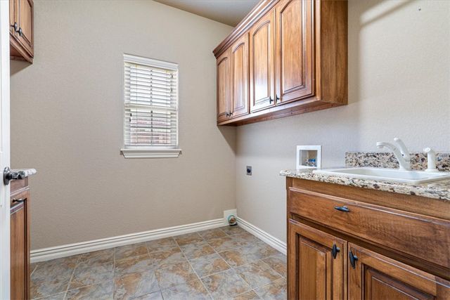 5002 SW Ridge Mont Road, Bentonville, AR 72713