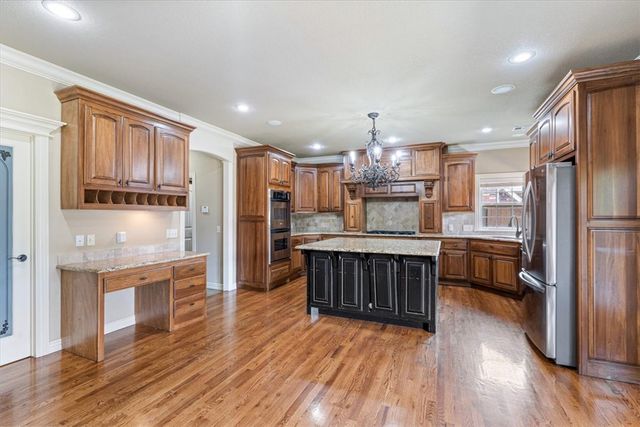 5002 SW Ridge Mont Road, Bentonville, AR 72713