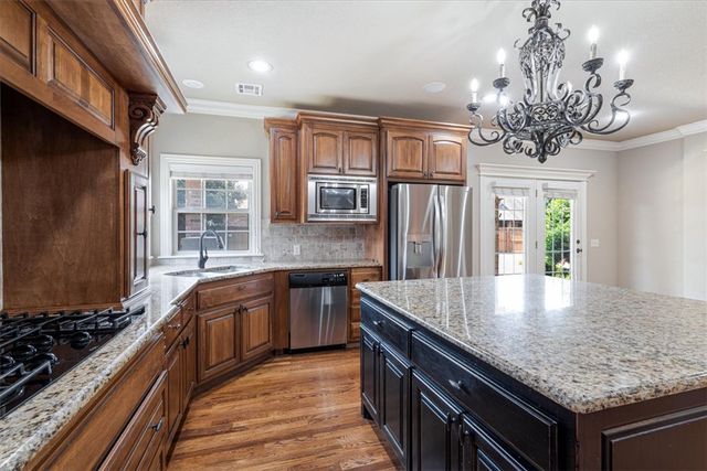5002 SW Ridge Mont Road, Bentonville, AR 72713