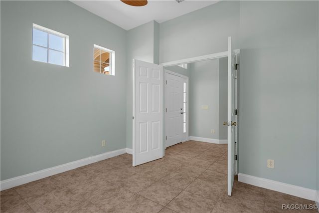 1918 W Crystal Mae Path, Lecanto, FL 34461