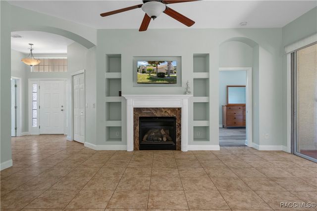 1918 W Crystal Mae Path, Lecanto, FL 34461