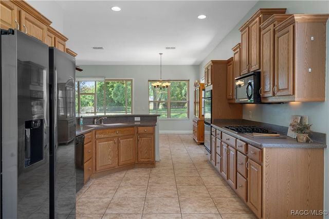 1918 W Crystal Mae Path, Lecanto, FL 34461