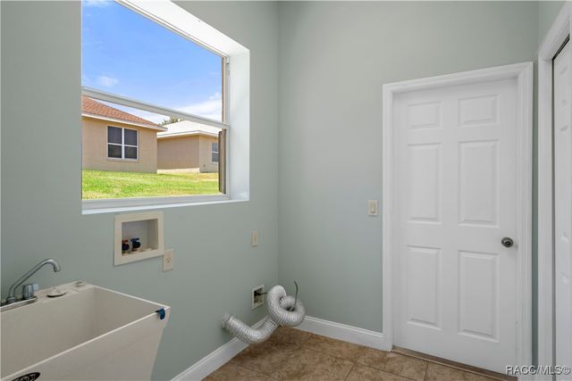 1918 W Crystal Mae Path, Lecanto, FL 34461