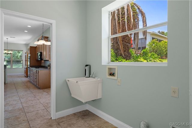 1918 W Crystal Mae Path, Lecanto, FL 34461