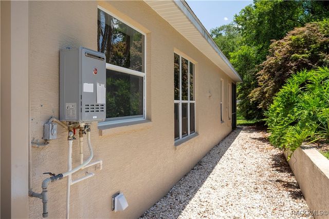 1918 W Crystal Mae Path, Lecanto, FL 34461