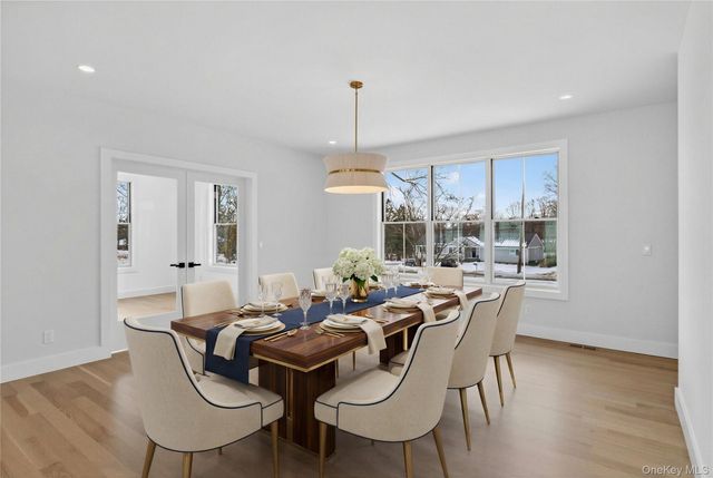 43 Hilltop Lane, Thornwood, NY 10594